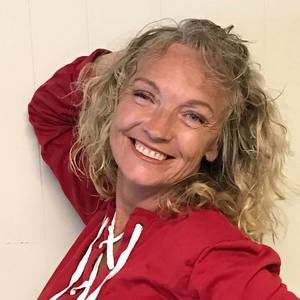 Meet your Posher, Pamela